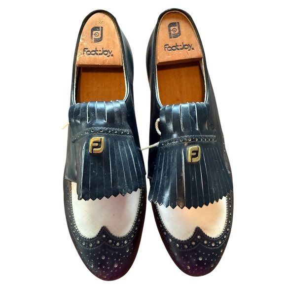 Vintage FootJoy Classic Kiltie Leather Golf Shoes Helix spike Size 9.5B USA